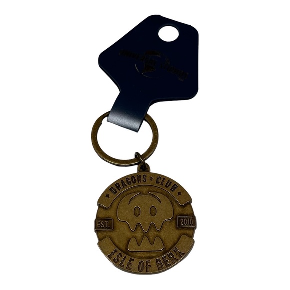 Universal Studios To Train Your Dragon "Dragon Club Isle Of Berk" Keychain - Picture 1 of 1
